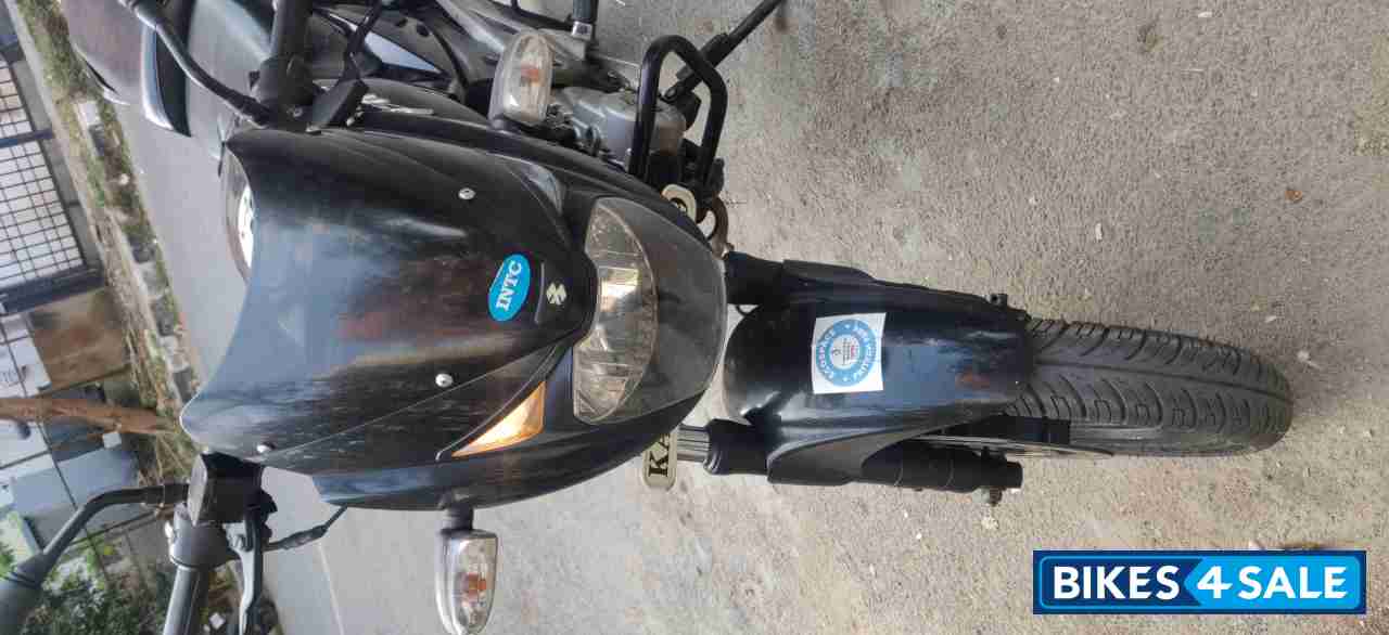 Black Bajaj Pulsar 180 DTSi