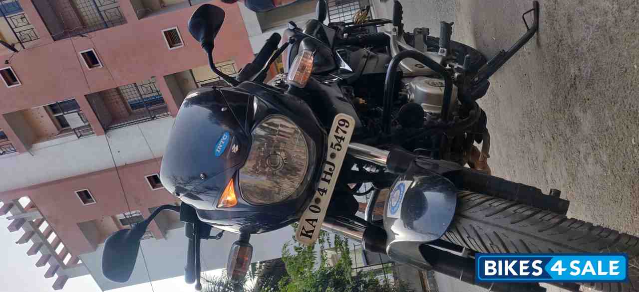 Black Bajaj Pulsar 180 DTSi