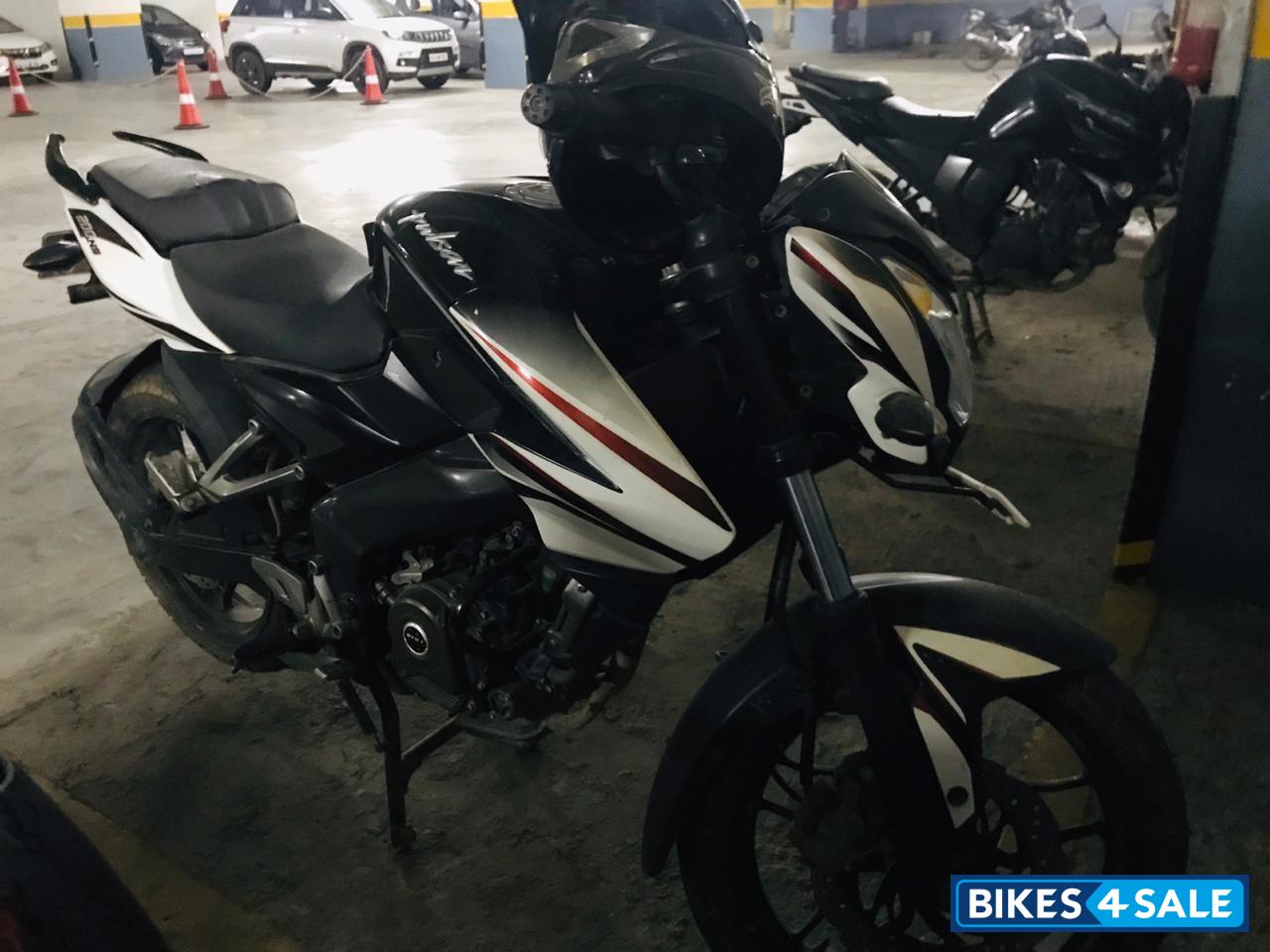 Bajaj Pulsar 200 NS