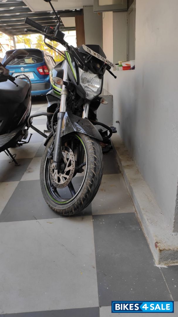 Green Yamaha FZ-S FI V2