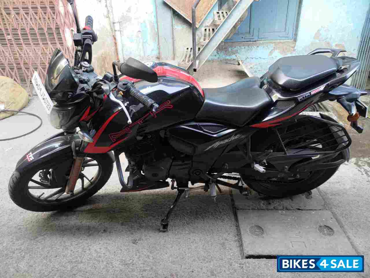 Red Black TVS Apache RTR 200 4V ABS Race Edition 2.0