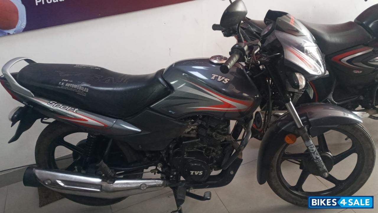 TVS Sport BS6