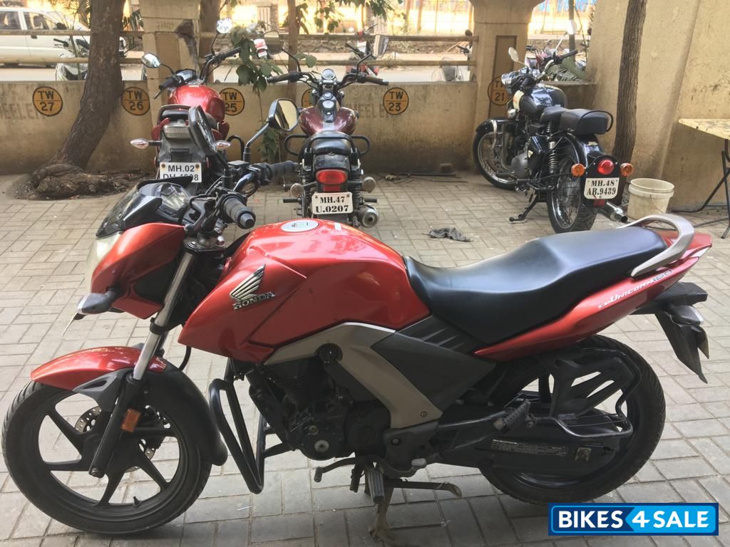 Red Honda CB Unicorn 160