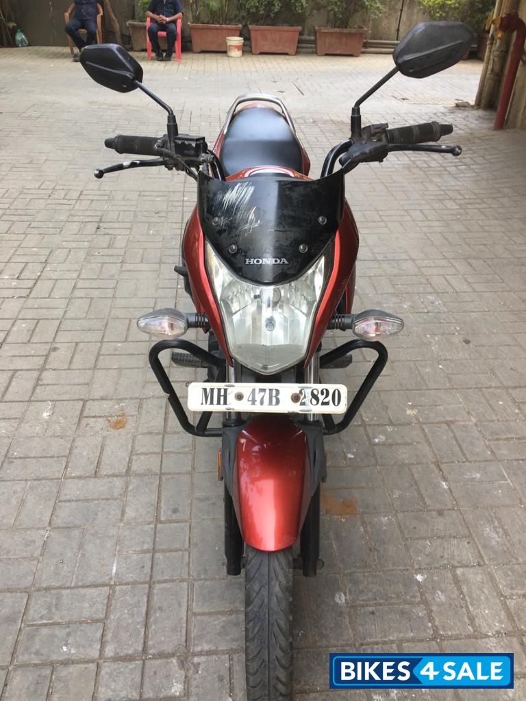 Red Honda CB Unicorn 160