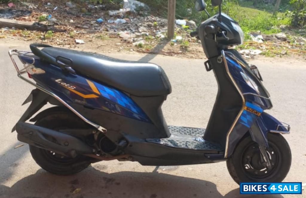 Blue Suzuki Lets 110