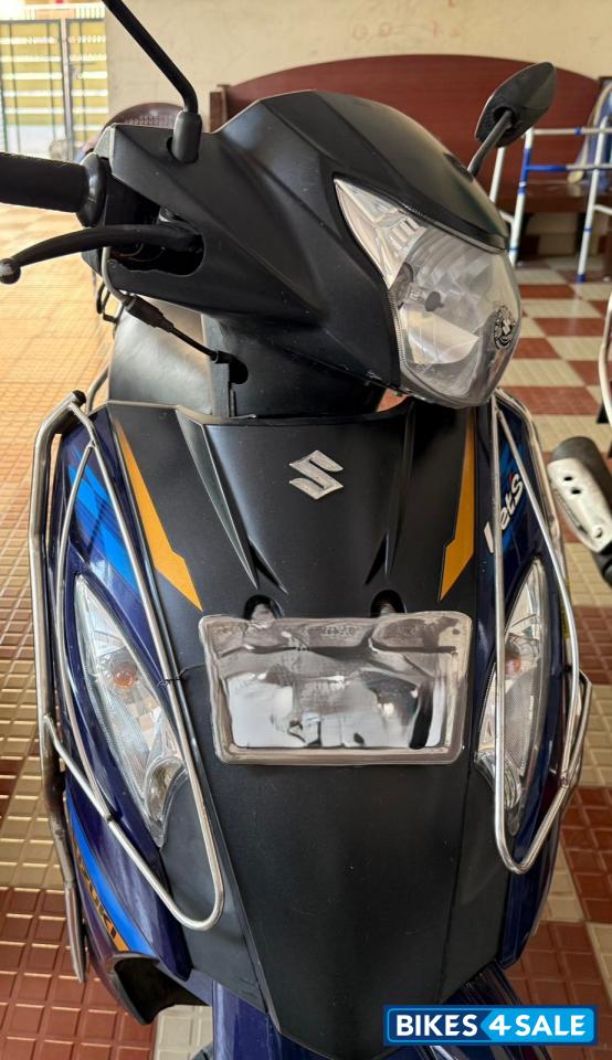 Blue Suzuki Lets 110