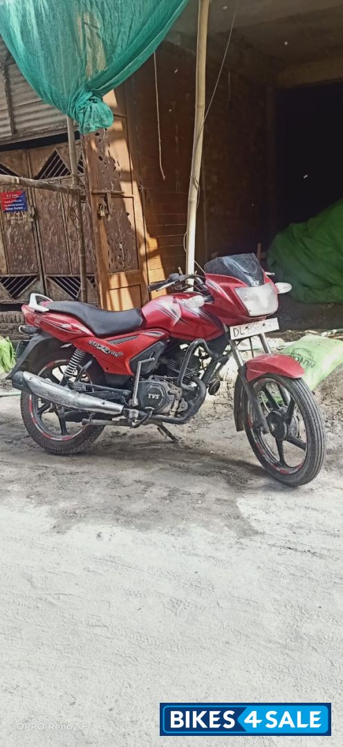 Red TVS Star City Plus BS VI