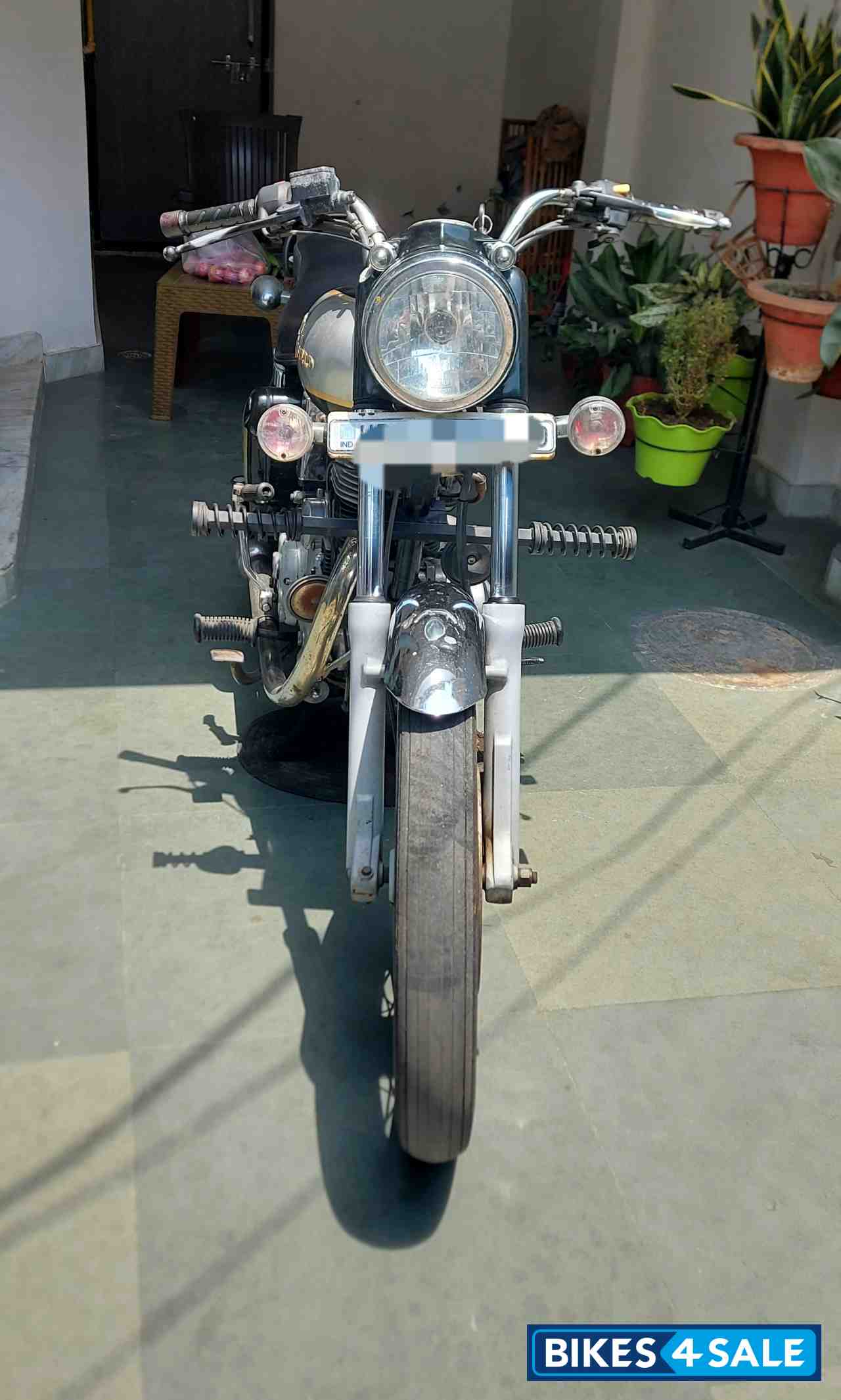 Black Royal Enfield Bullet Electra