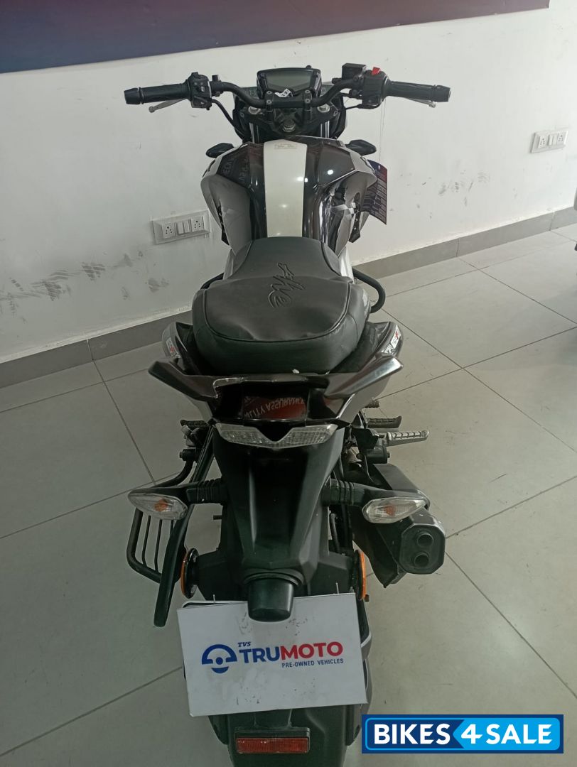 TVS Apache RTR 160 4V