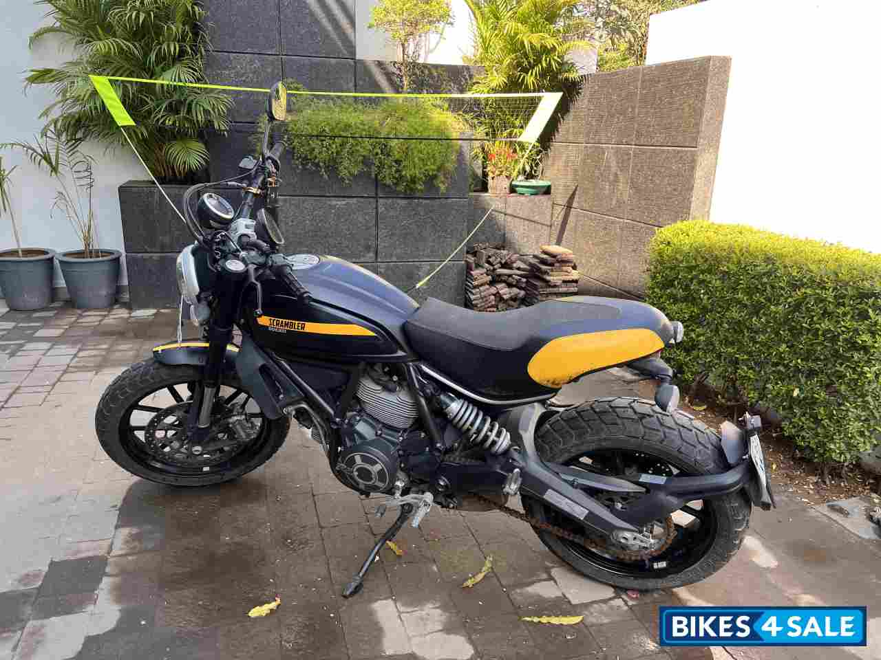 Ducati Scrambler Full Throttle