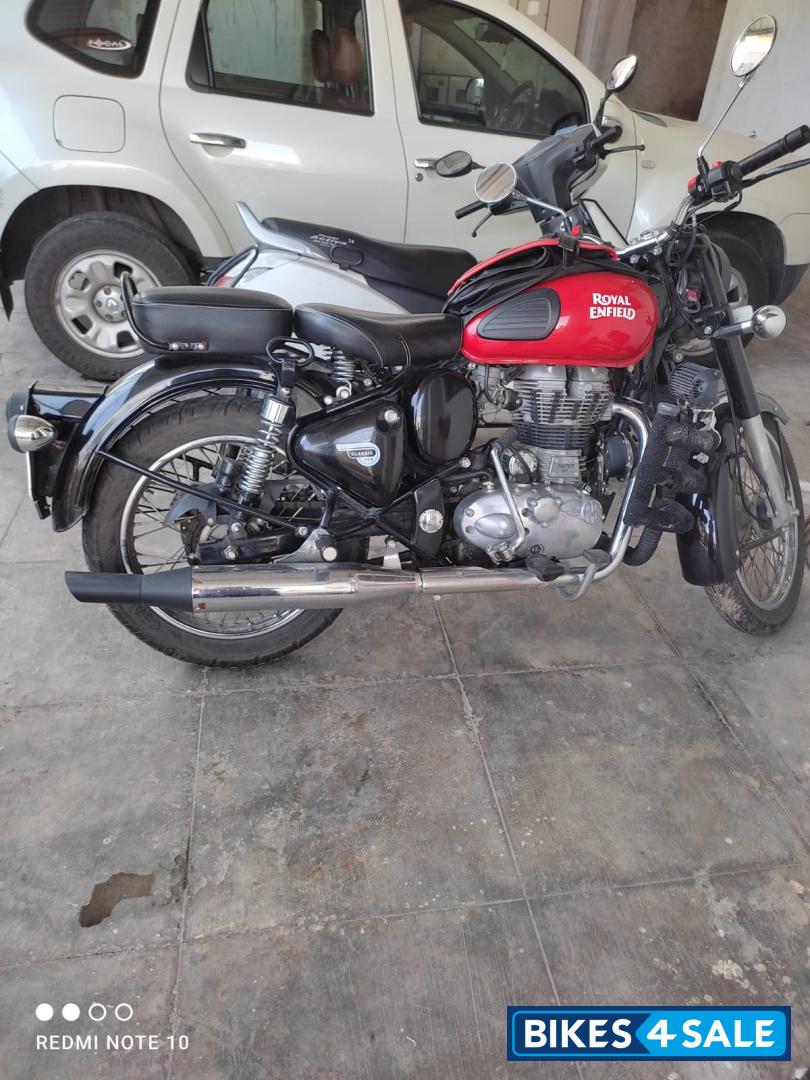 Royal Enfield Classic 350 Redditch Red