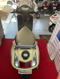 Ivory TVS Jupiter Classic