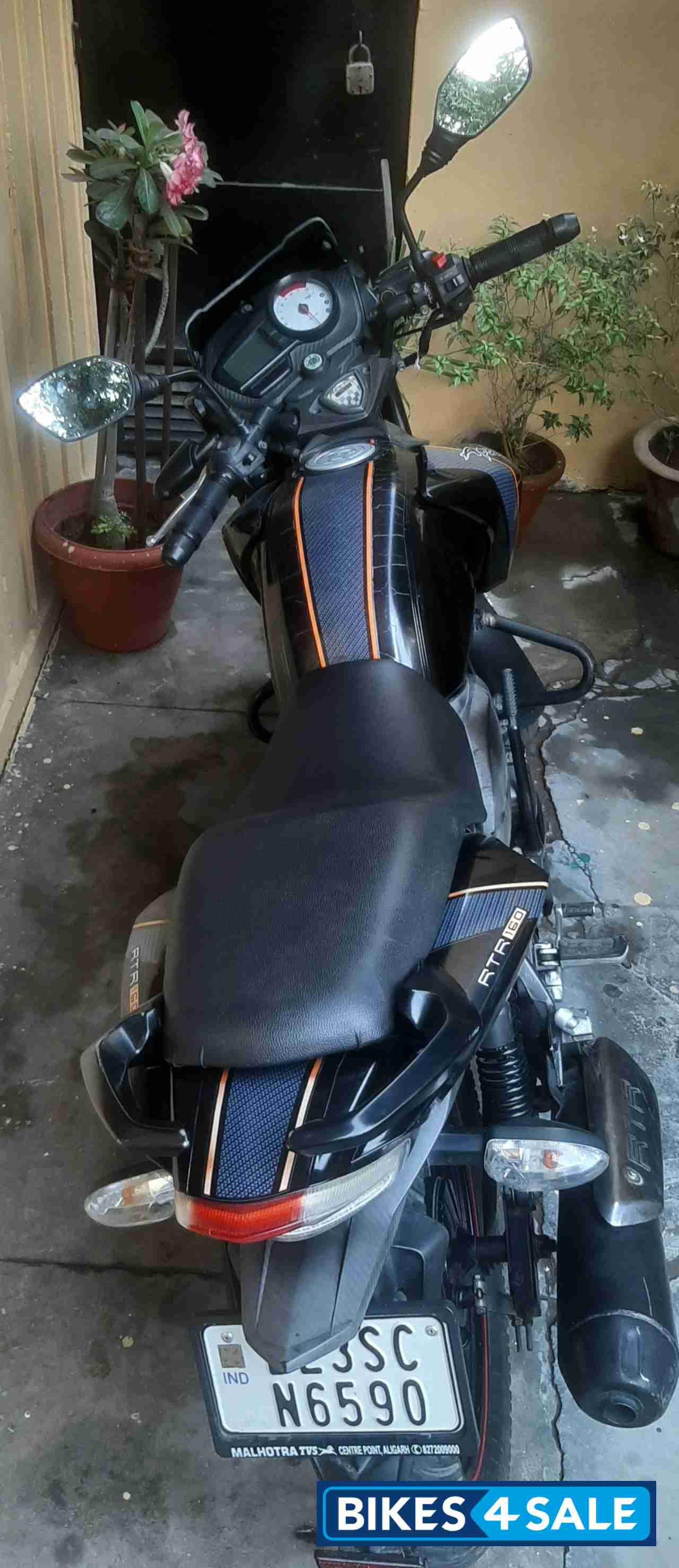 TVS Apache RTR 160 TVS Apache RTR 160