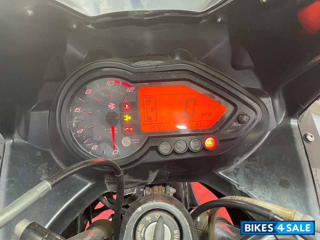 Black Bajaj Pulsar 220F