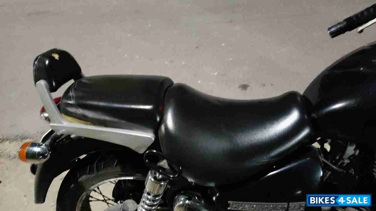 Royal Enfield Thunderbird 350