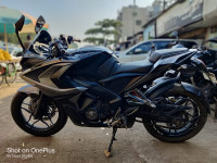 Bajaj  RS200