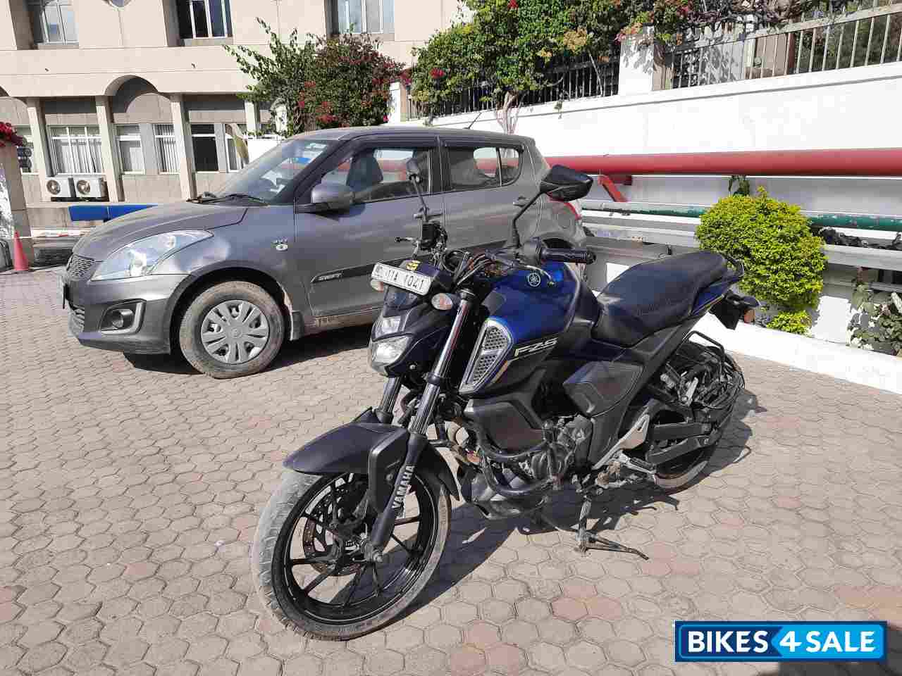 Matt Blue Yamaha FZ-S FI V3