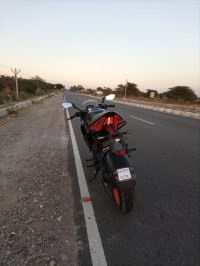 Black Orange KTM RC 200