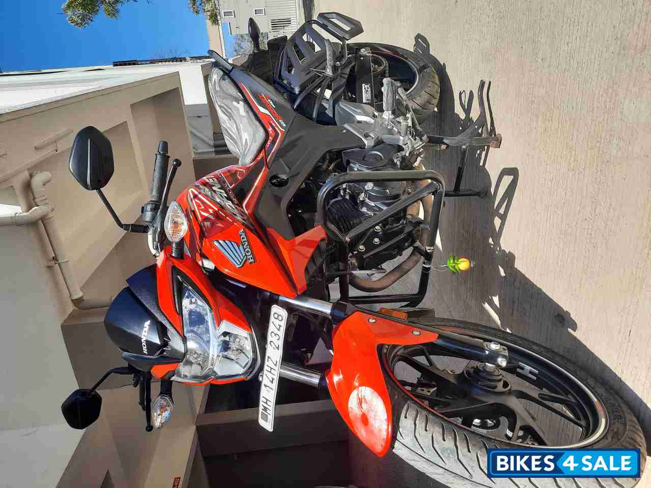 Red Black Honda CB Hornet 160R ABS