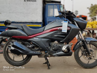 Suzuki Intruder 150 FI