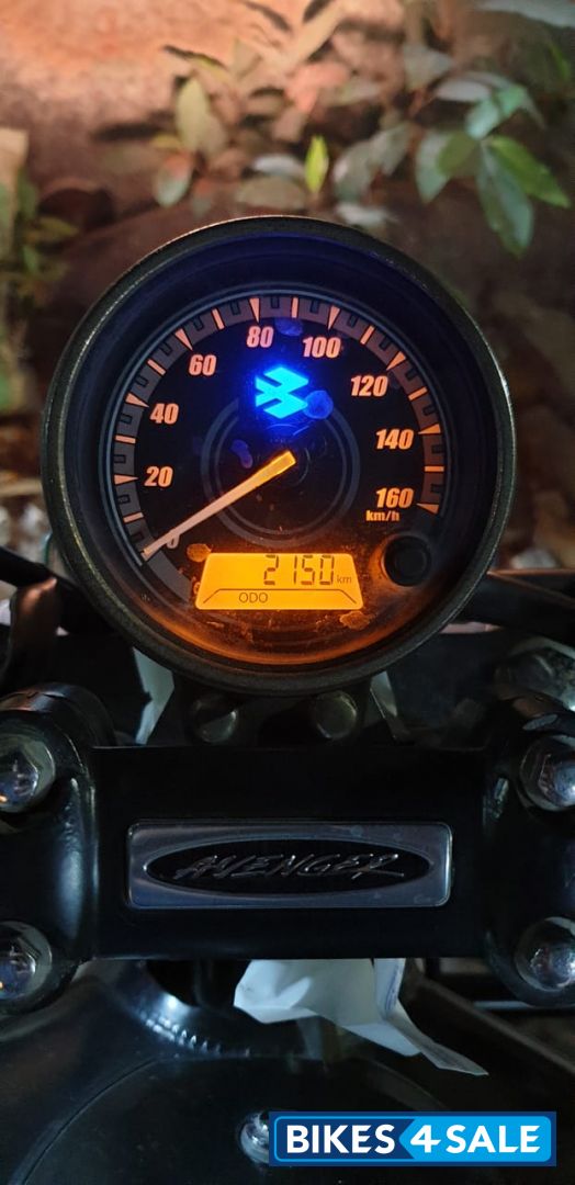 Bajaj Avenger Street 220