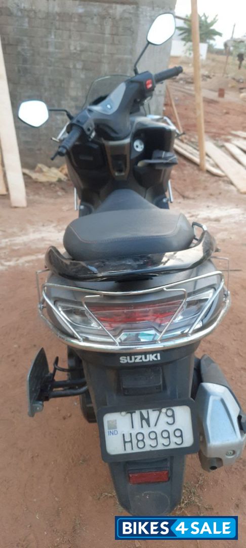 Suzuki Burgman Street