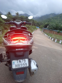 Suzuki Burgman Street