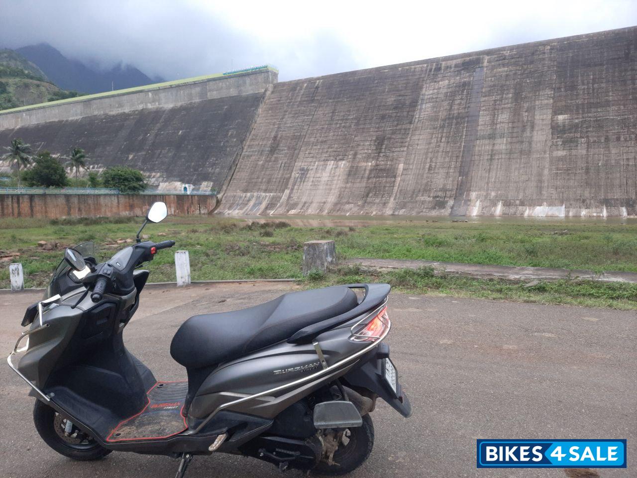 Suzuki Burgman Street