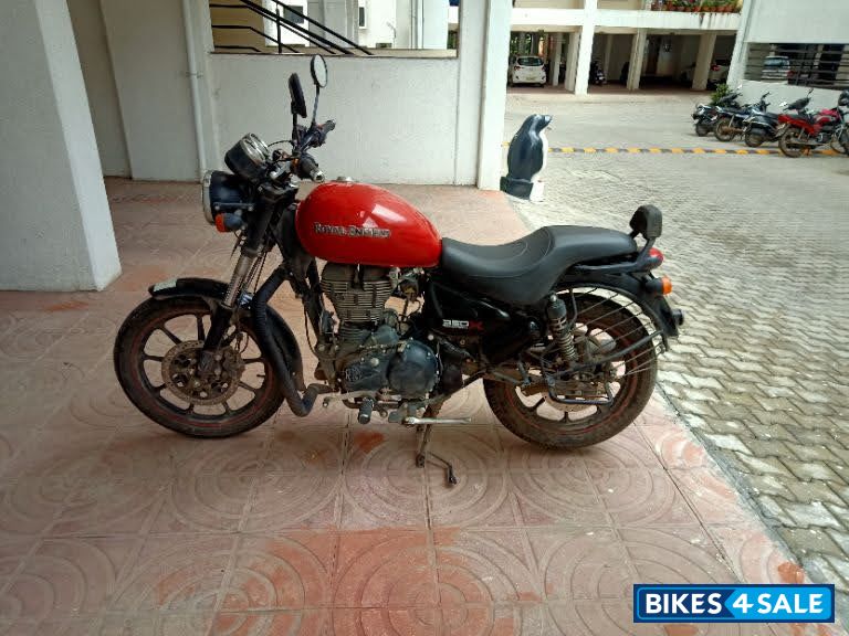 Roving Red & Black Royal Enfield Thunderbird X 350