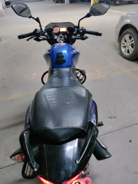 Blue Bajaj Pulsar 135LS