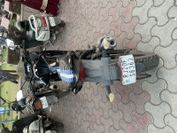 Black Suzuki GS 150R