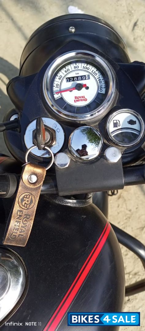 Black Royal Enfield Classic 350