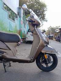 Brown TVS Jupiter Classic