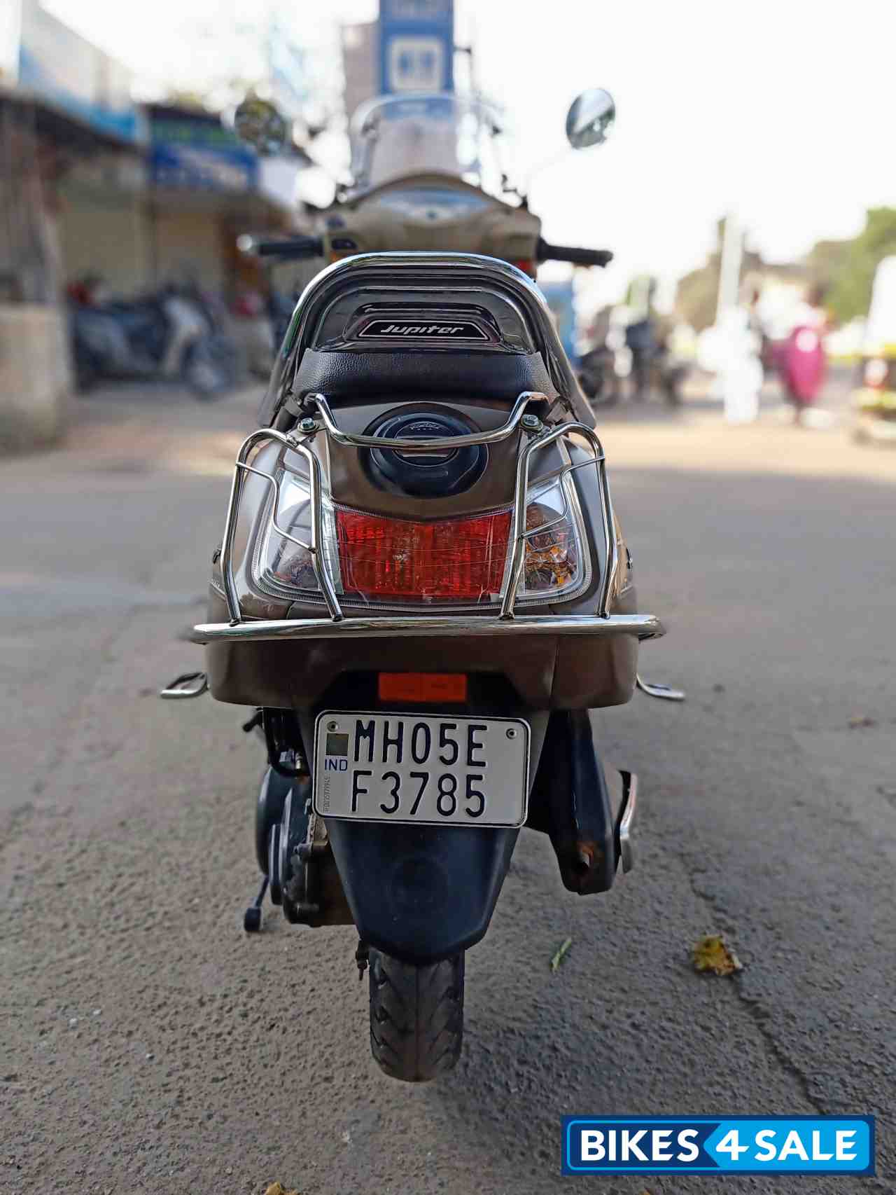 Brown TVS Jupiter Classic