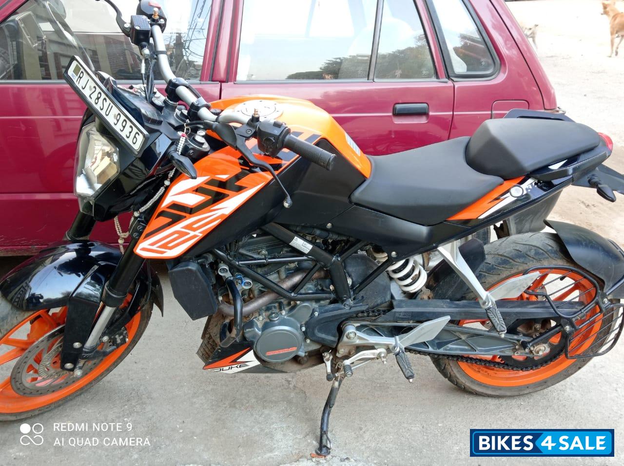KTM Duke 125