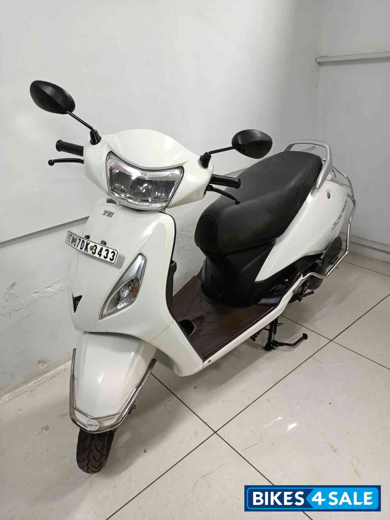 TVS Jupiter BS6