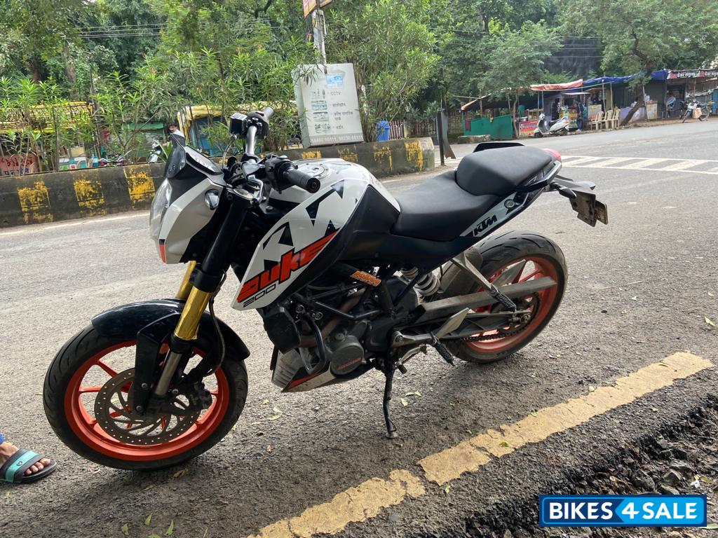 KTM Duke 200