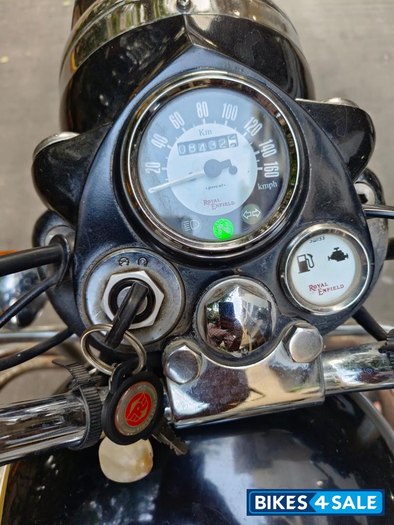 Royal Enfield Classic 500