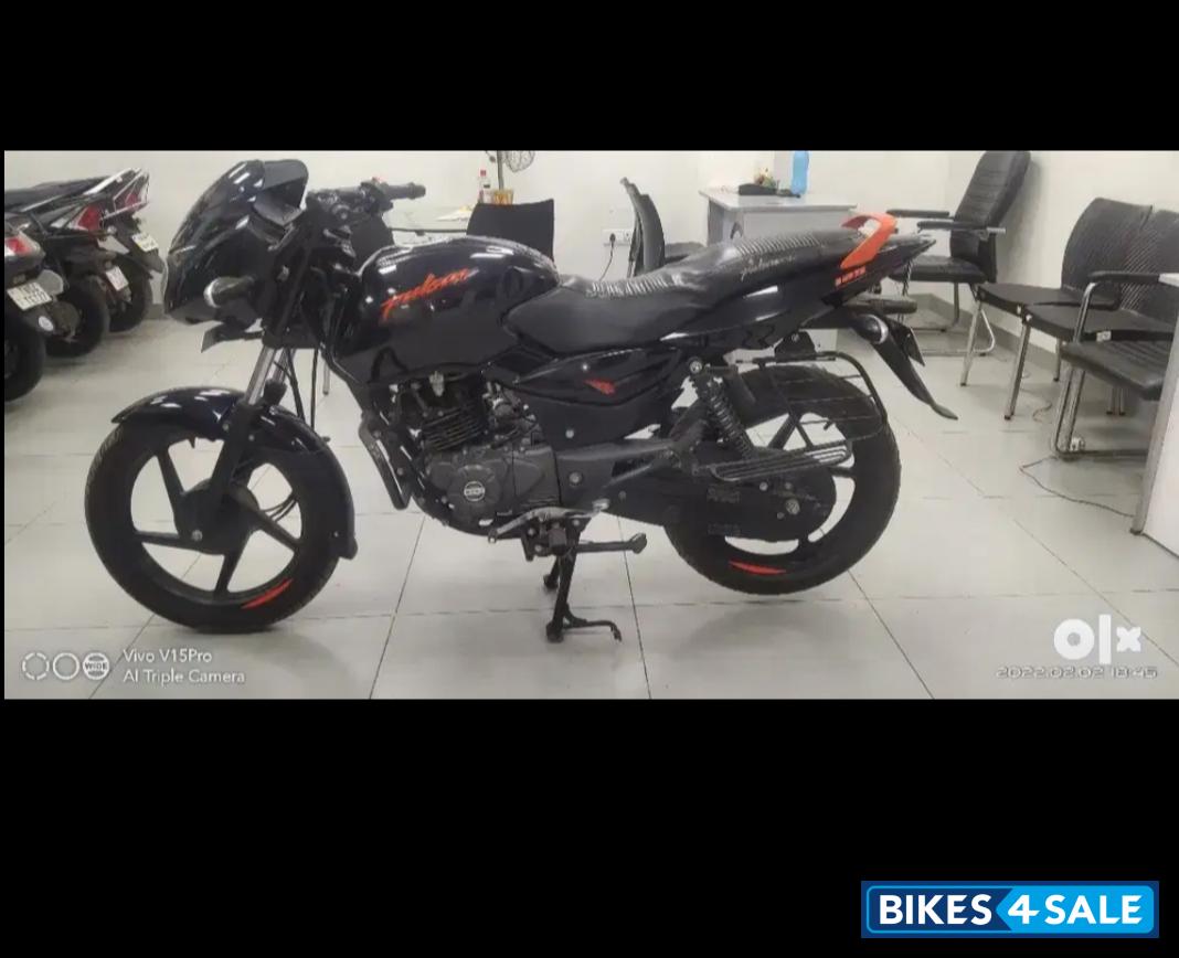 Bajaj Pulsar 125 Neon BS6
