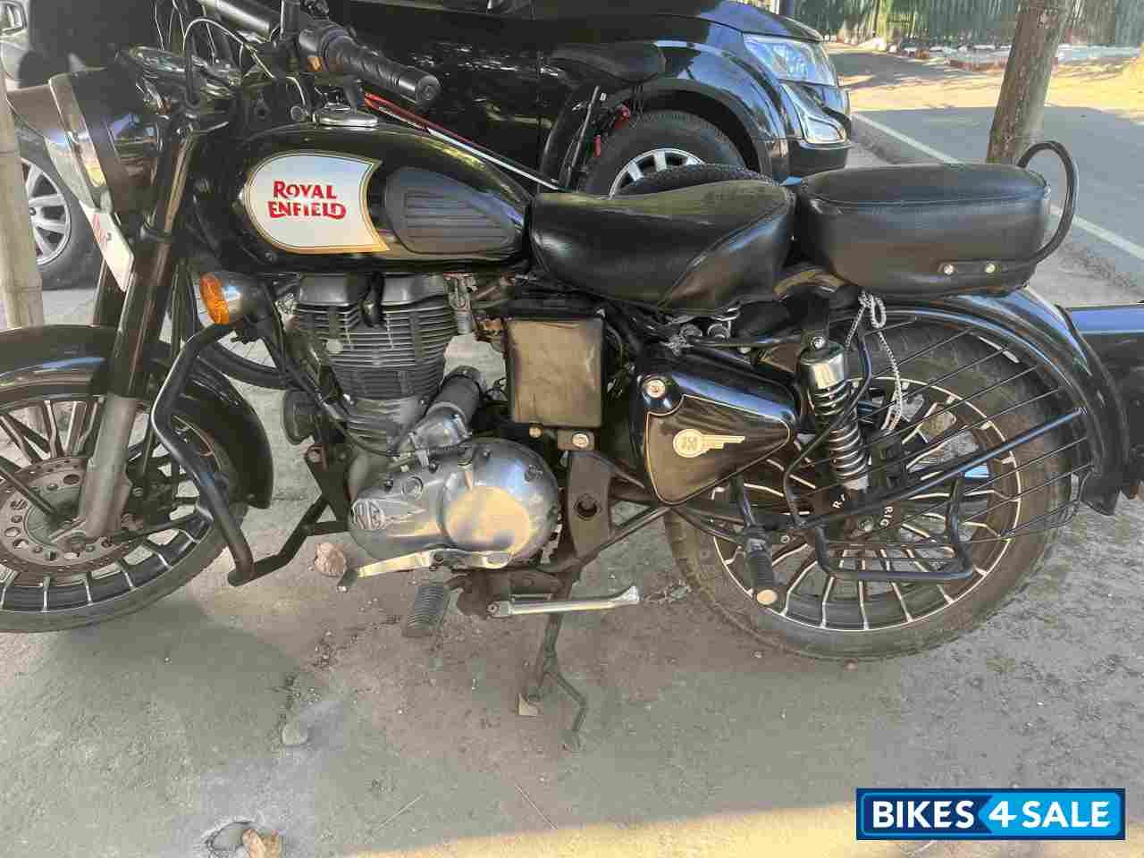Black Royal Enfield Classic 350