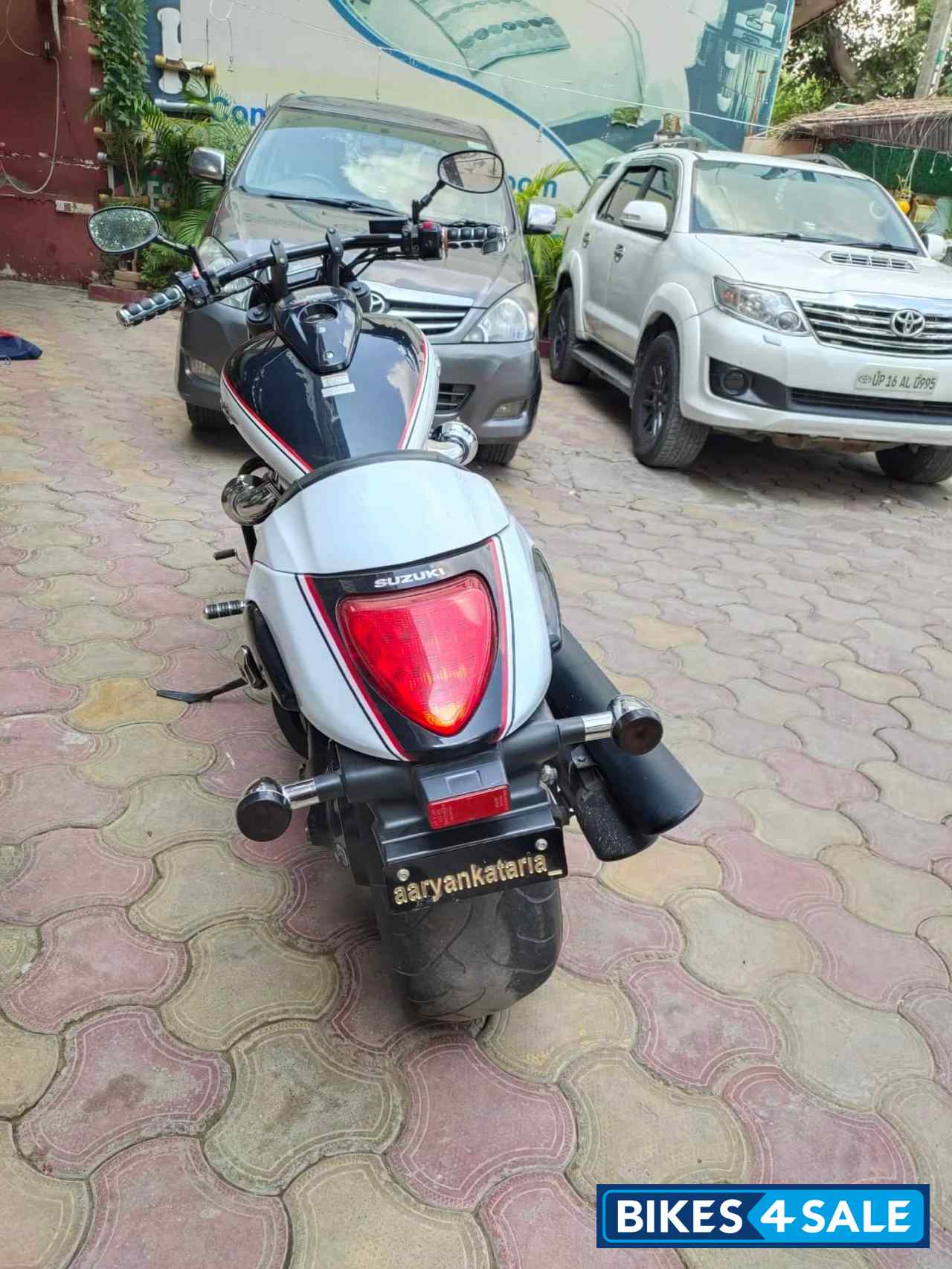 Suzuki Intruder M1800R BOSS