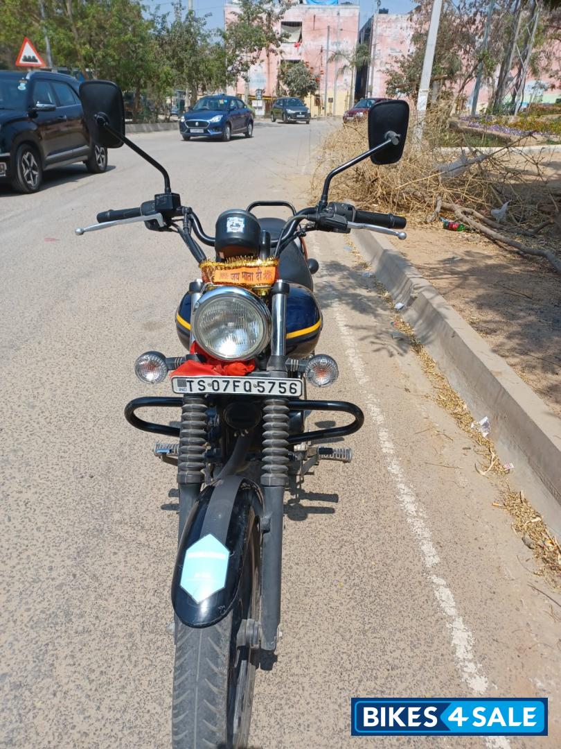 Bajaj Avenger Street 150