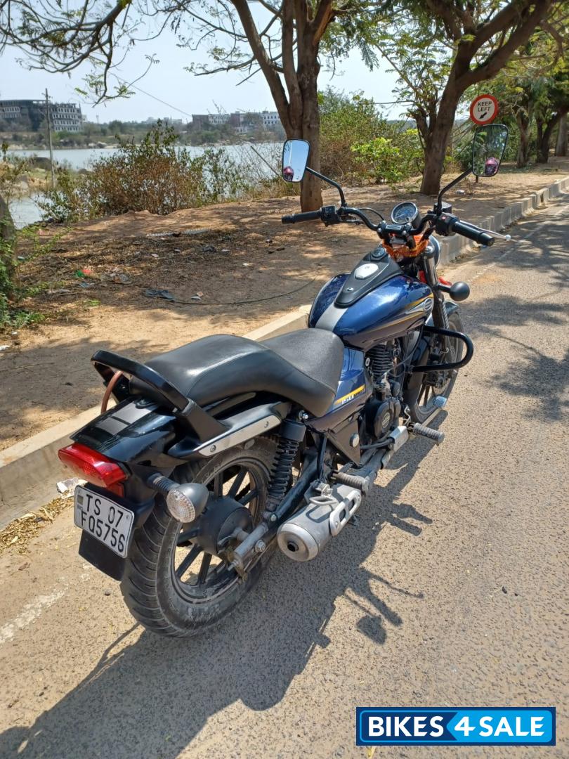 Bajaj Avenger Street 150