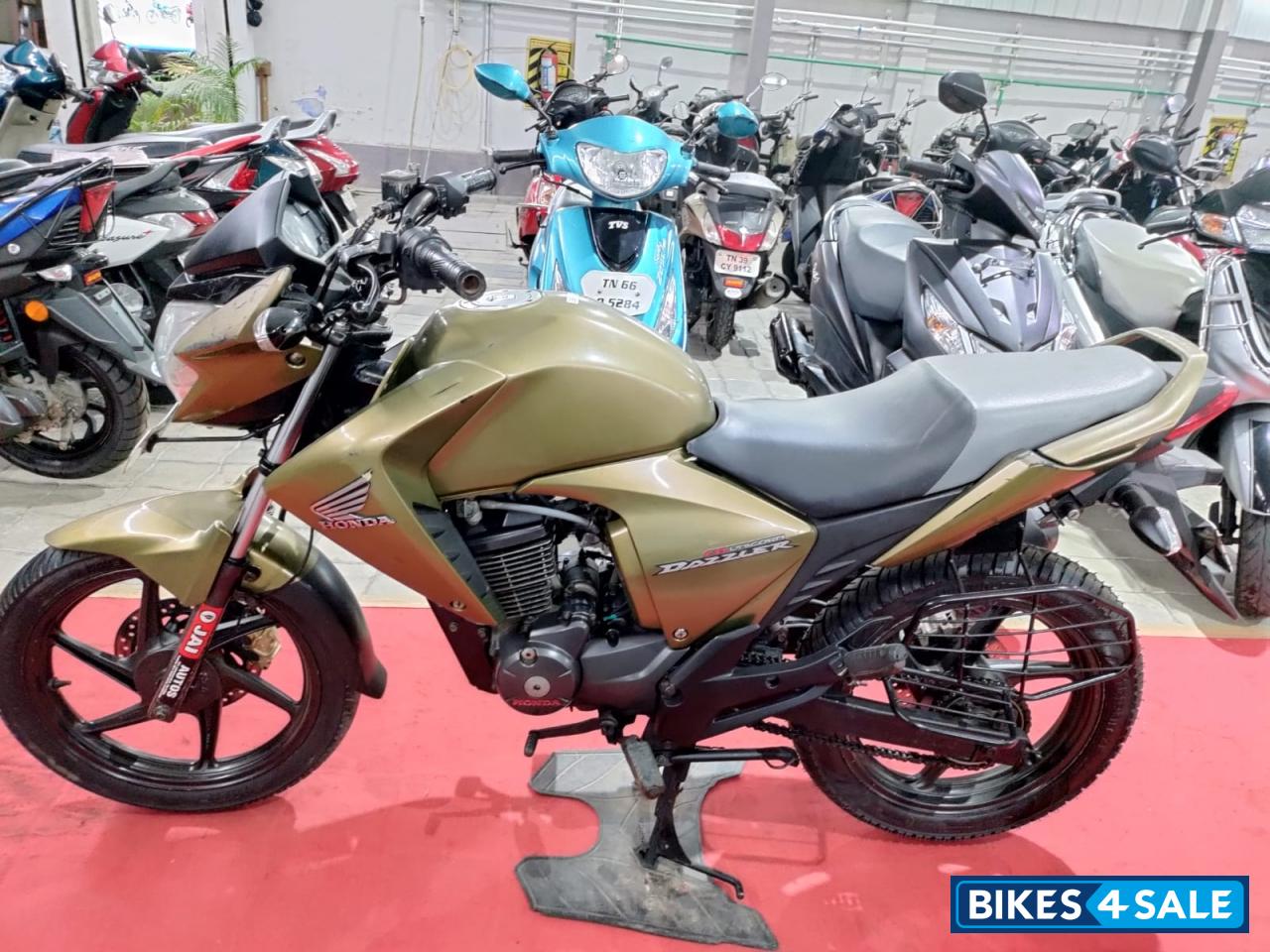 Honda Unicorn Dazzler