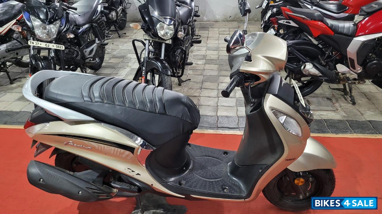 Yamaha Fascino