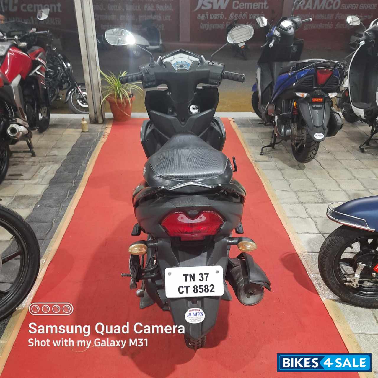 Yamaha Cygnus Ray ZR