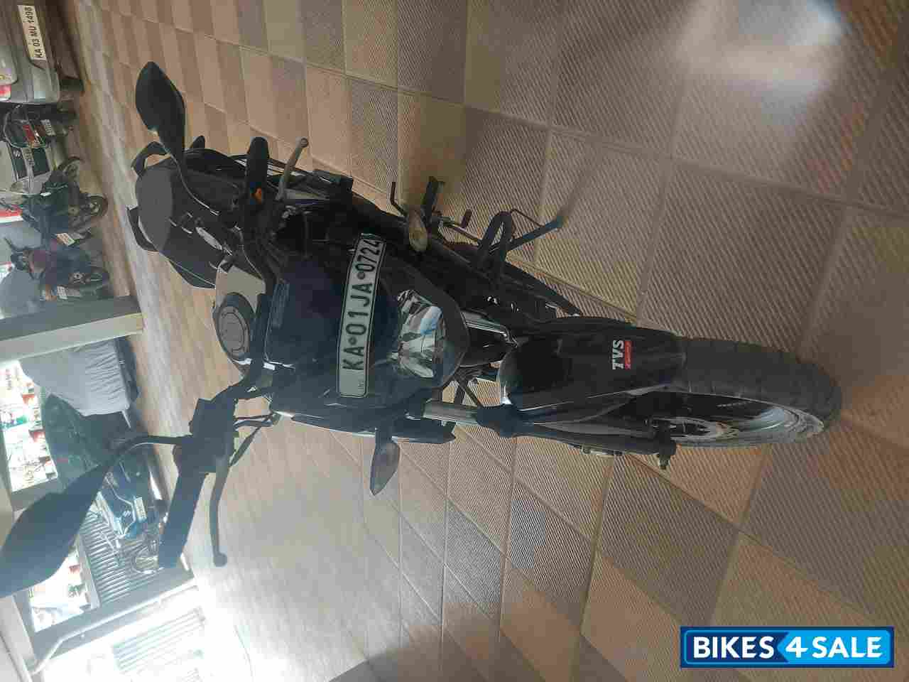 TVS Apache RTR 160 4V