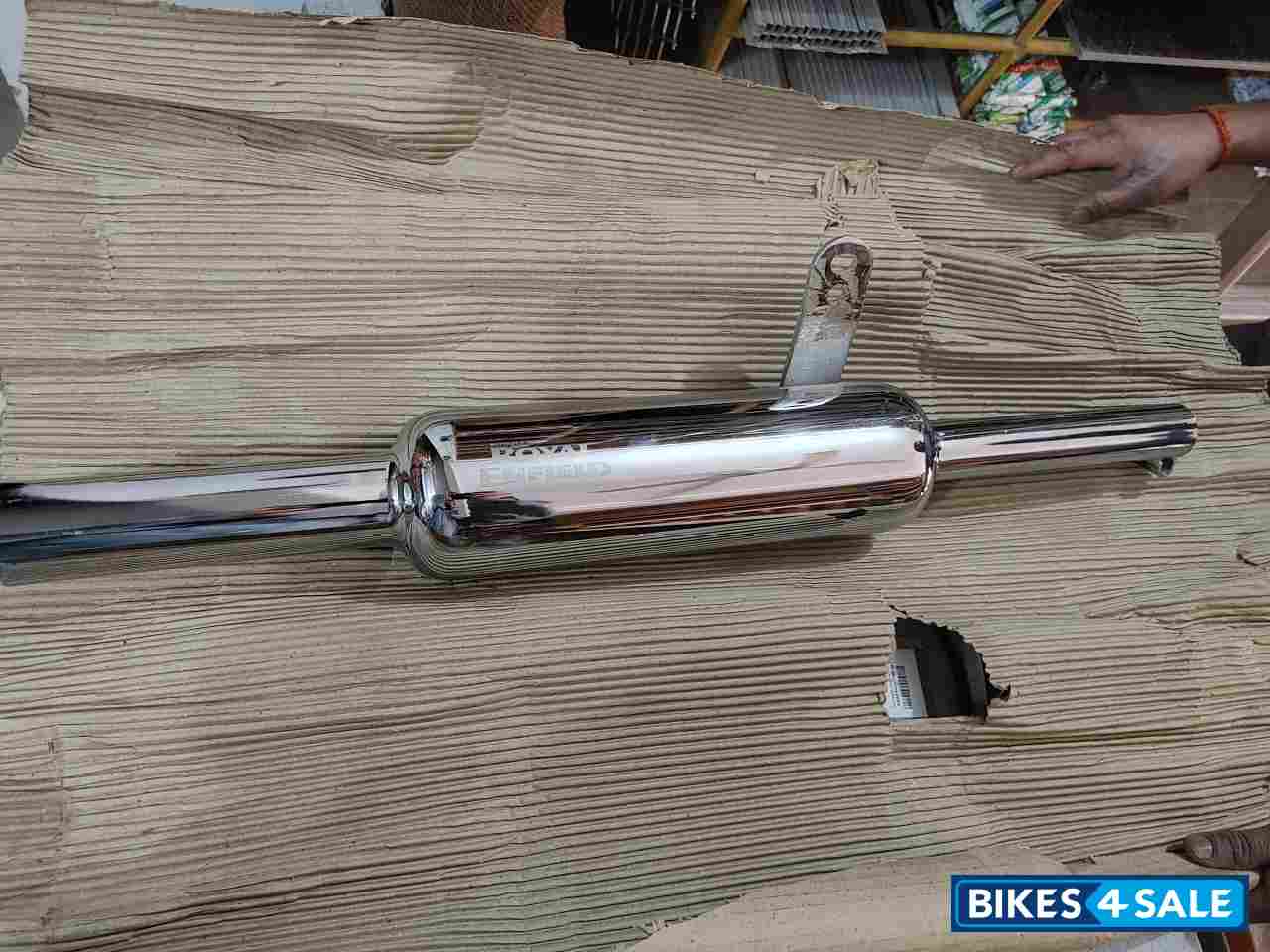 Black Royal Enfield Bullet Standard 350