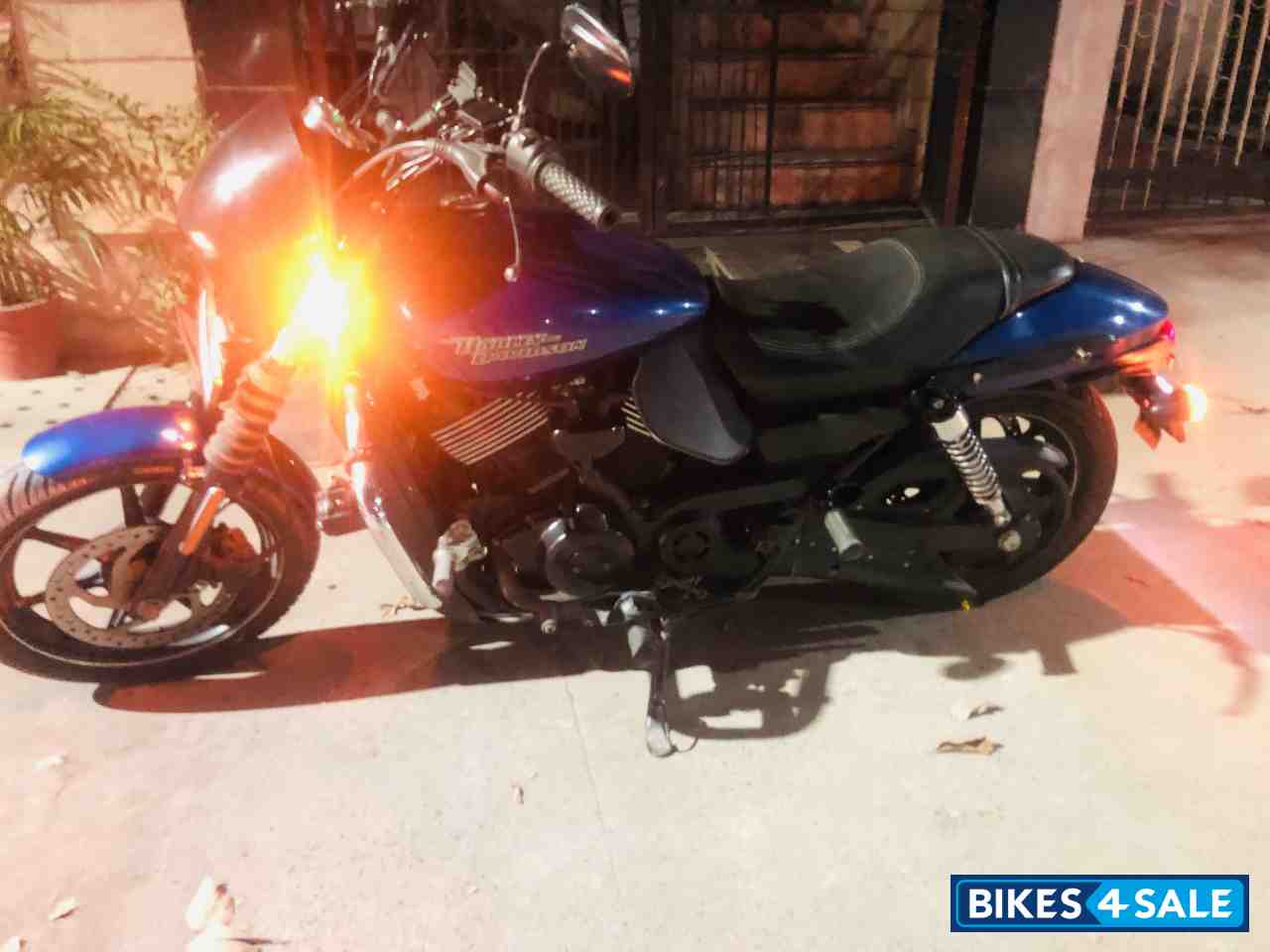 Blue Harley Davidson Street 750 Blue Harley Davidson Street 750