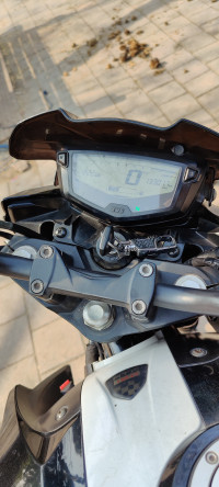 Black TVS Apache RTR 160 4V